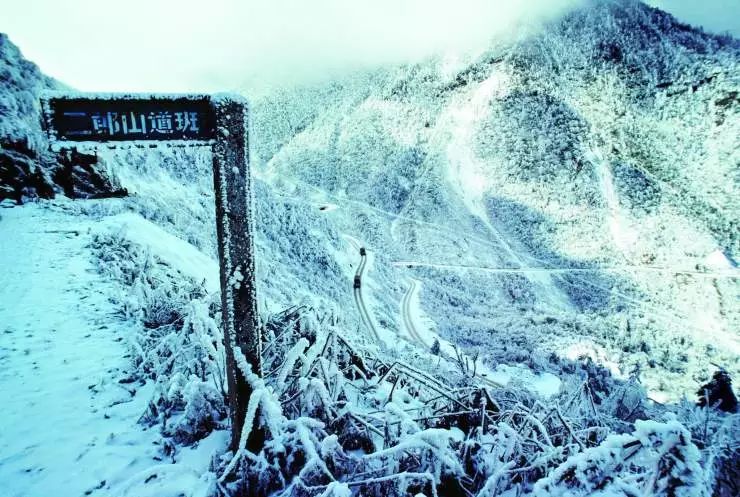 Another high-altitude tunnel opened to traffic, and the 318 scenery we are familiar with is disappearing?