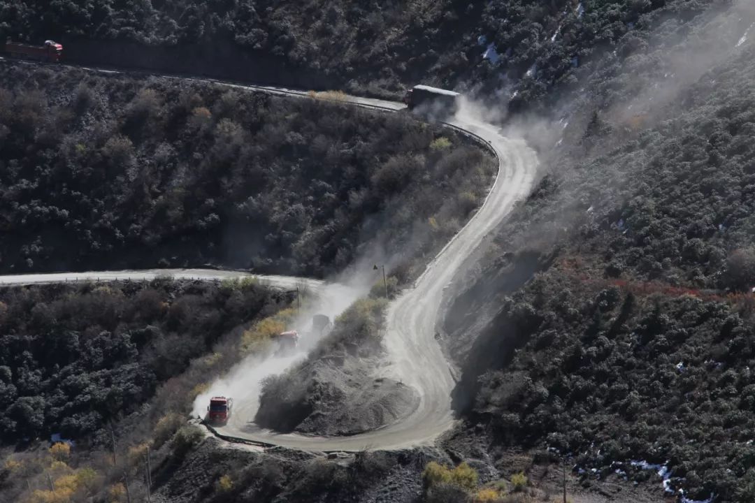 Another high-altitude tunnel opened to traffic, and the 318 scenery we are familiar with is disappearing?