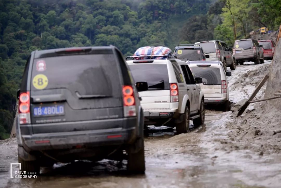 Another high-altitude tunnel opened to traffic, and the 318 scenery we are familiar with is disappearing?