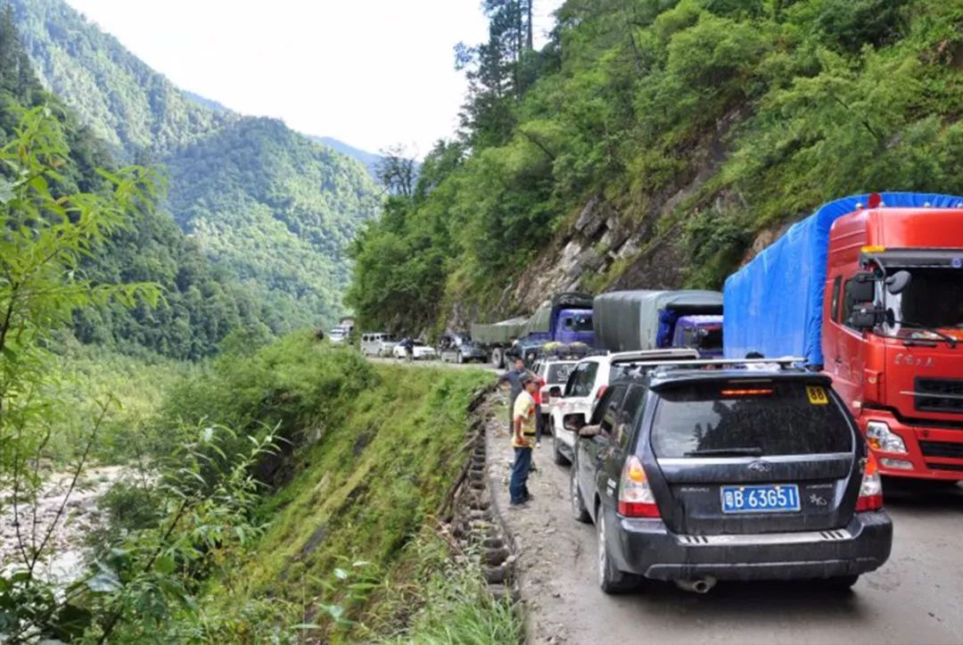 Another high-altitude tunnel opened to traffic, and the 318 scenery we are familiar with is disappearing?