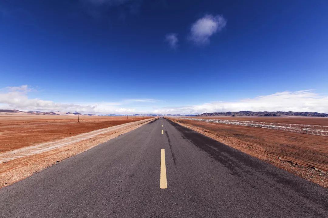 The most beautiful self-driving road in history, connecting Xinzang + Yunnan Tibet, every frame is a blockbuster