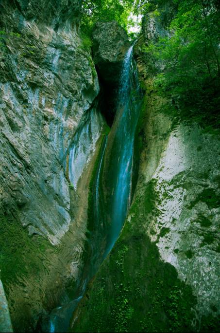 Jiuzhaigou on the left hand, heaven on the right hand, it is the last absolute secret place in China, fortunately it is not popular!