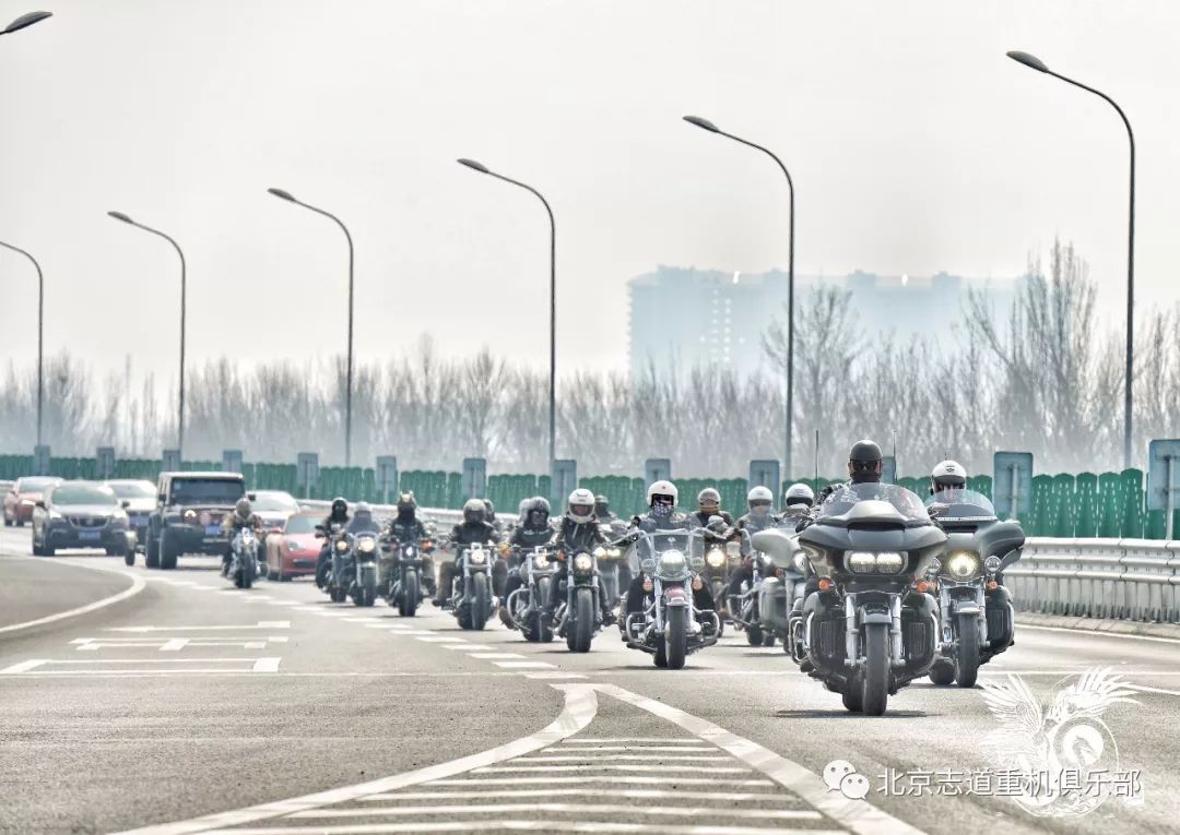 Cancel the local regulations prohibiting motorcycles from passing highways in 17 provinces?