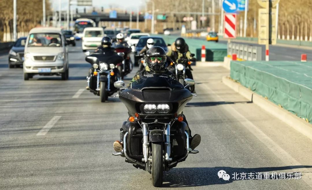 Cancel the local regulations prohibiting motorcycles from passing highways in 17 provinces?