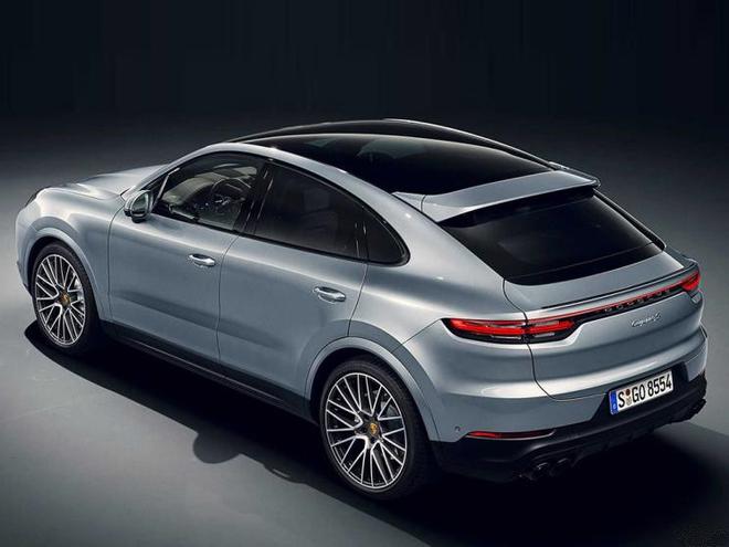 Filling the gap in the market Porsche Cayenne S Coupé official image released