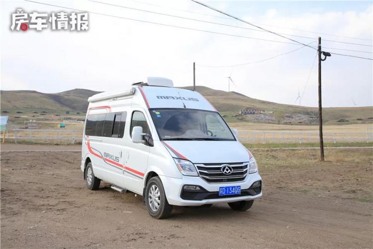 This RV can eat and live, and it is flexible to drive. The female driver personally measured the fuel consumption of 8.6L per 100 kilometers