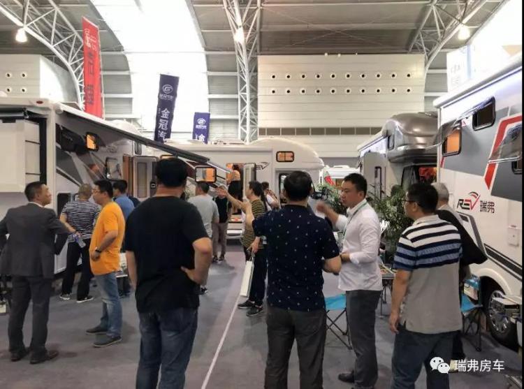 River participated in the Shanghai International Touring Automobile Exhibition - the matrix is ​​neat and favored by the market