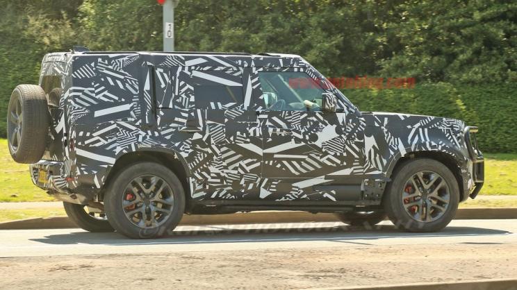 Or the launch of the suspected Land Rover Defender PHEV spy photos in the fall