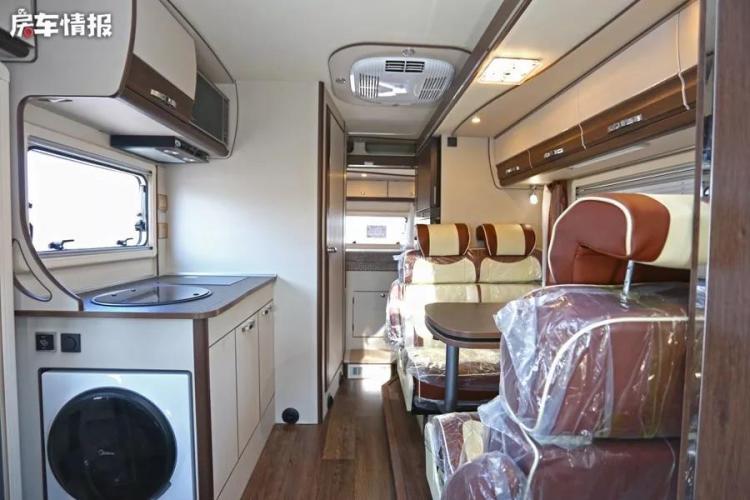 Double expansion and large space 4-way monitoring system + imported 8AT, female car friend: this RV is very safe