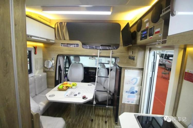 Ousheng automatic transmission RV, 800ah lithium battery and 180L water tank, group purchase 395,000