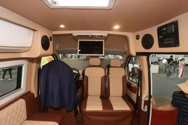 This B-type RV with less than 200,000 yuan has an interesting rear compartment layout