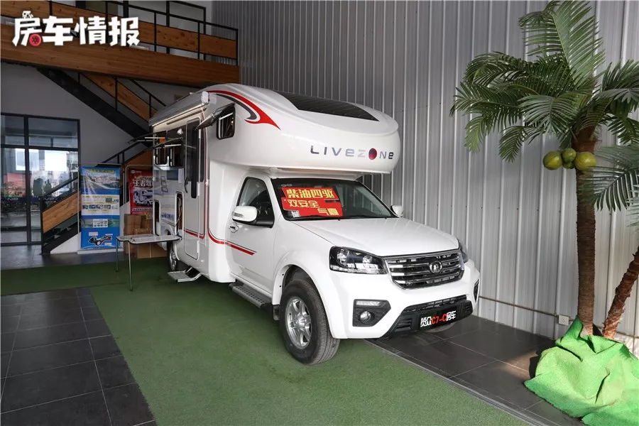 More than 200,000 yuan can also buy a RV, with a luxurious design and unique reception space, and diesel four-wheel drive can also go off-road!