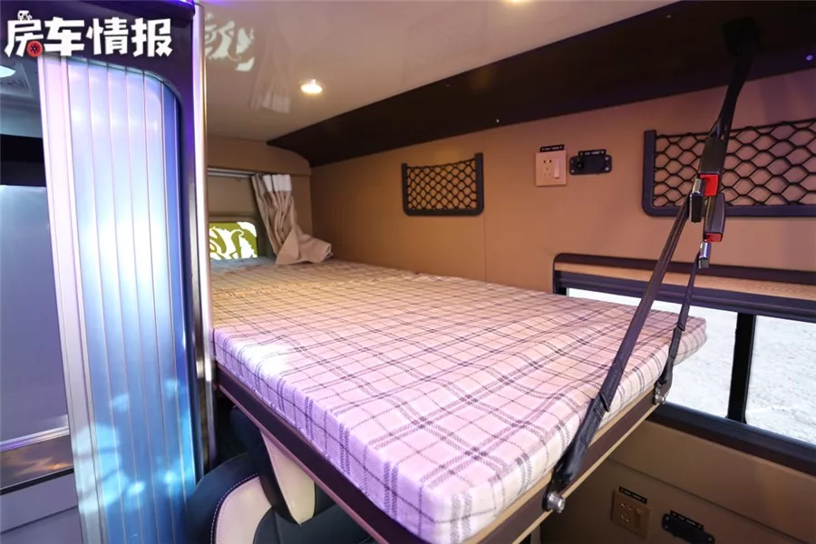 Priced at 228,000 yuan, it is a B-type RV that can be used flexibly for transportation and travel. It is worth buying!