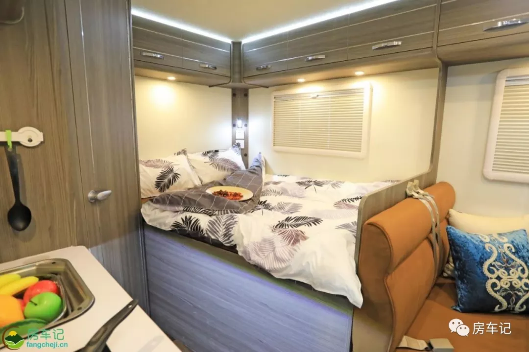 Dreamer RV is here! 8AT gearbox, complete vehicle with full high-end configuration, group purchase price is only 3X.8 million