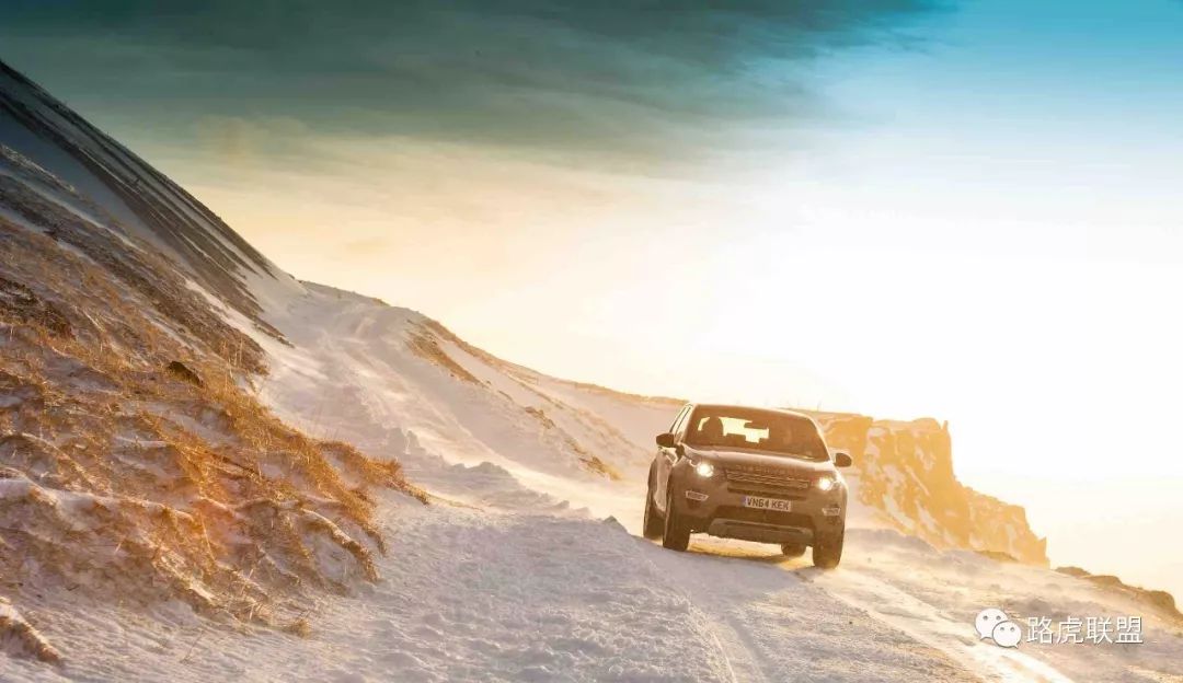 Can I also go to the desert and snow with the Land Rover?