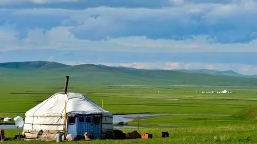 China-Mongolia-Russia Cross-Border Crossing—A Scenic Spot Not to Be Missed in Mongolia