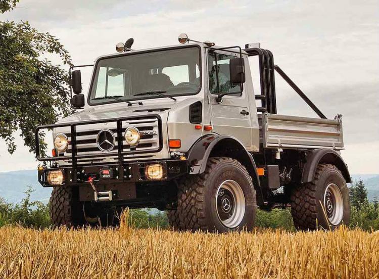 Why the king of off-road is the Mercedes-Benz Unimog?