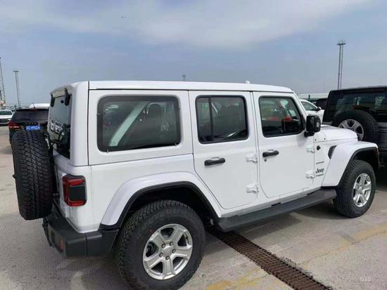 A total of 88 limited Jeep Wrangler Dazzling Edition appeared in China