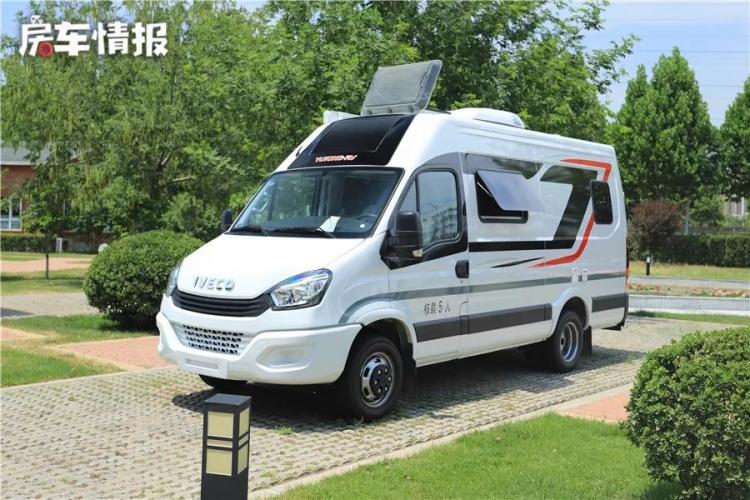 B-type RV space is small? Length 5999mm, heightened roof, automatic transmission!