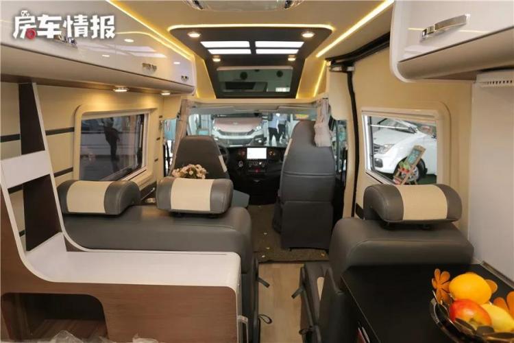 B-type RV space is small? Length 5999mm, heightened roof, automatic transmission!