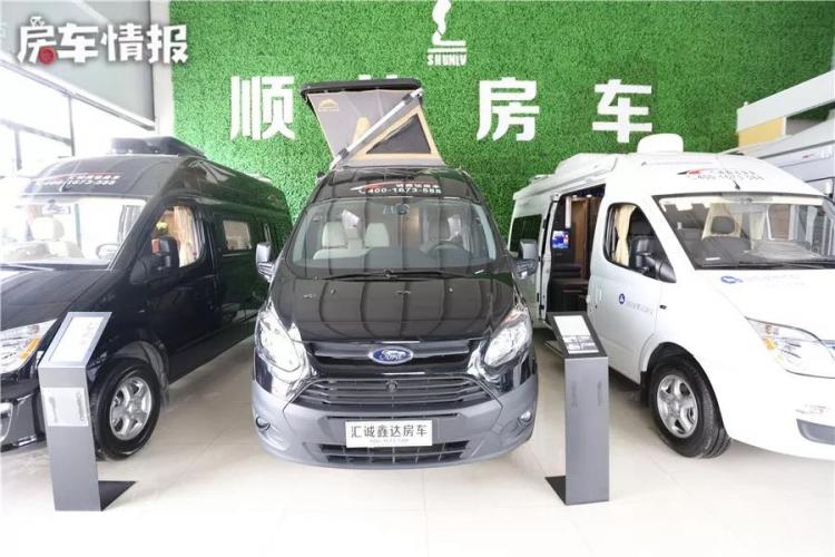 Ford's new Transit chassis RV starts at 228,000 yuan, and the roof tent is a bit strange. Why?