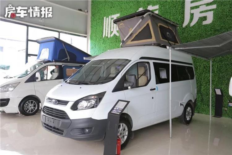 Ford's new Transit chassis RV starts at 228,000 yuan, and the roof tent is a bit strange. Why?