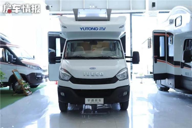 The price of Yutong Iveco 8AT RV has finally been reduced! Limited to 66 units, there are two layouts to choose from