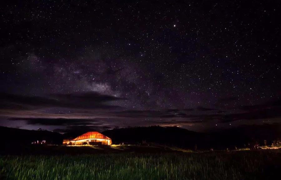 The secret Geladan Grassland - a rare place in Lijiang that has not been infected by commercial viruses