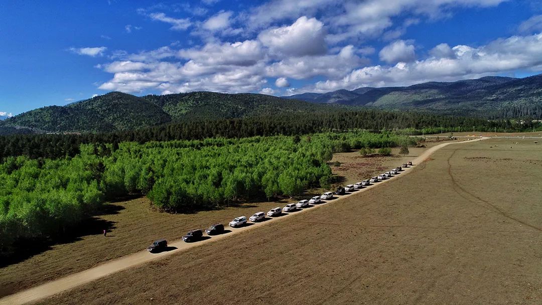 Ten years of youth gathered in Lijiang, leading the future to go wild. Just ask you, will you come?