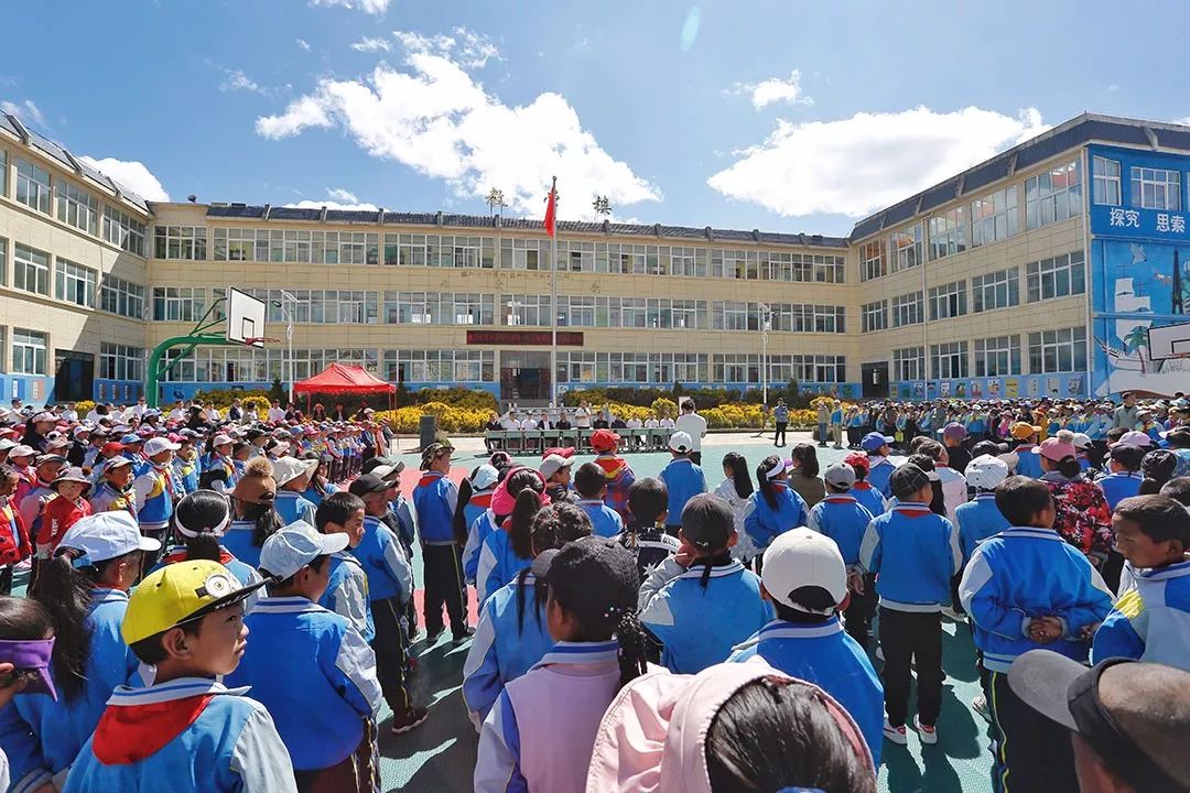 Ten years of youth gathered in Lijiang, leading the future to go wild. Just ask you, will you come?