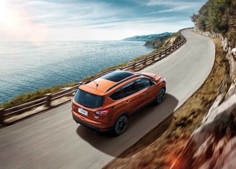 The large dynamic 7-seater SUV shines in the mountain city, and the Ford SUV family blows the rallying call