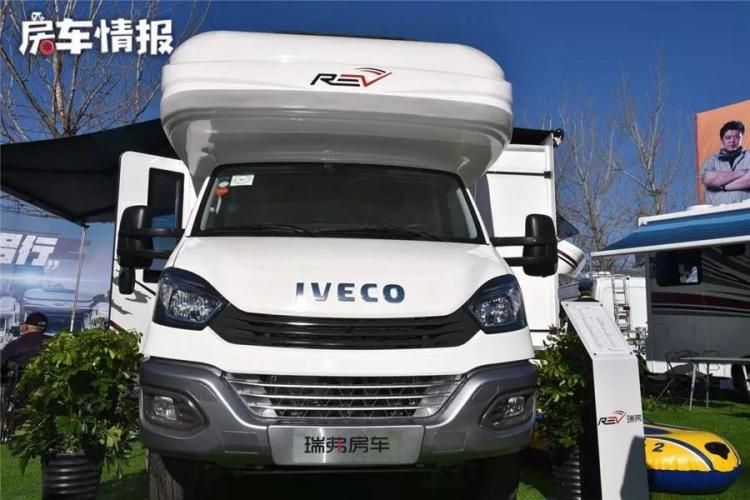 What does the RV endorsed by 270 and Liang Hong look like? 400,000 yuan for sale of 4 Chery River RVs