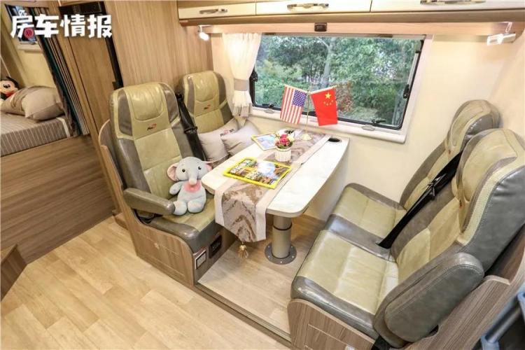 What does the RV endorsed by 270 and Liang Hong look like? 400,000 yuan for sale of 4 Chery River RVs