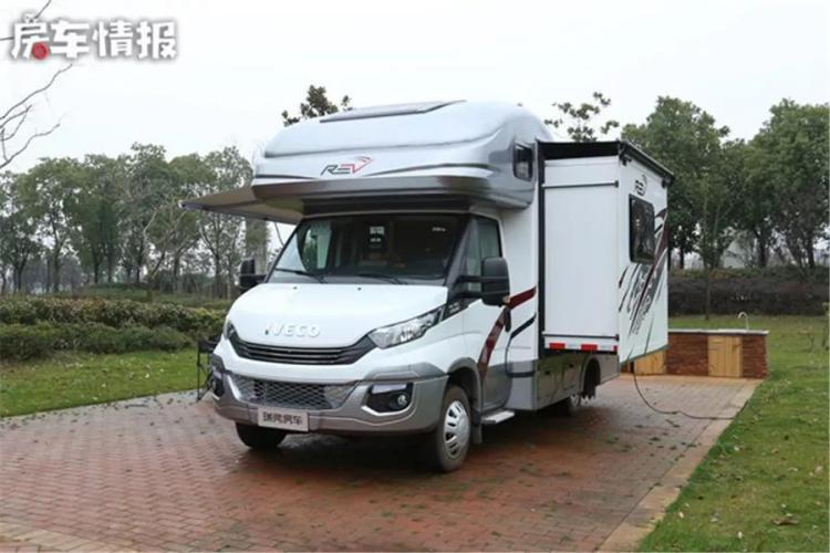 What does the RV endorsed by 270 and Liang Hong look like? 400,000 yuan for sale of 4 Chery River RVs