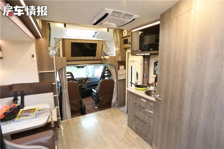 What does the RV endorsed by 270 and Liang Hong look like? 400,000 yuan for sale of 4 Chery River RVs