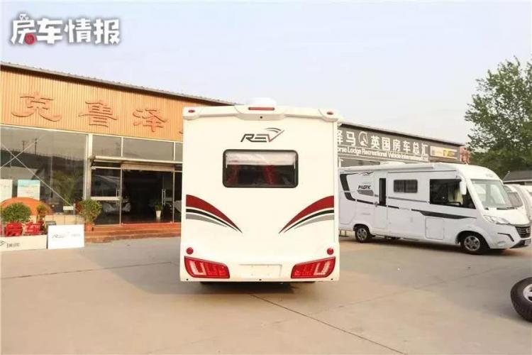 What does the RV endorsed by 270 and Liang Hong look like? 400,000 yuan for sale of 4 Chery River RVs