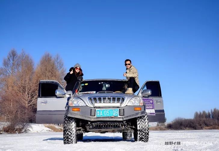 Ulan Butong plays in the snow, Weng Niut passes through the sand, and travels without boundaries!