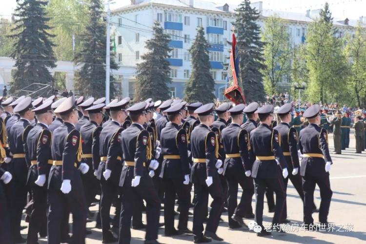 The fourth season of Old John Eurasian RV self-driving, meeting the Ufa military parade on Russia's Victory Day