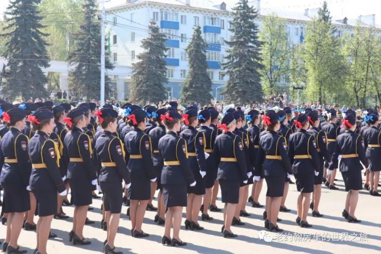 The fourth season of Old John Eurasian RV self-driving, meeting the Ufa military parade on Russia's Victory Day