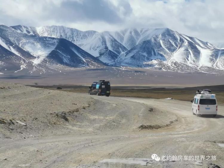 In Mongolia, Chinese RVs are here again!