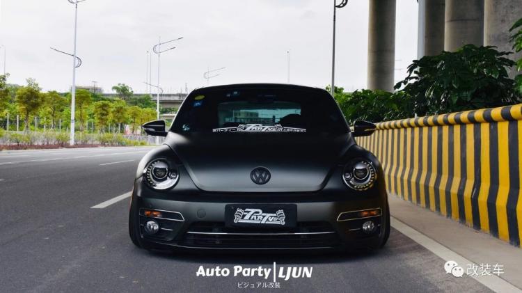 From being fresh and cool to being a ruthless black warrior, this female car friend's Beetle has been modified very well!