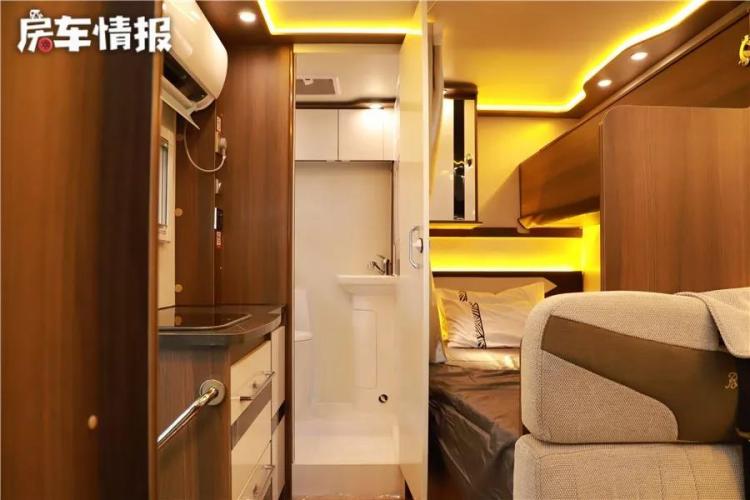 Iveco RVs can also be listed on the Beijing brand! 4 beds sleep 6 people, the price is not high, and the bed can also be used as a storage box