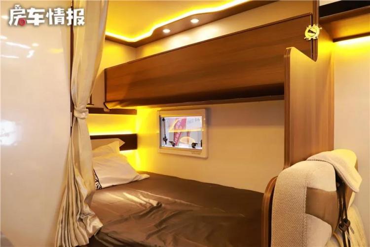 Iveco RVs can also be listed on the Beijing brand! 4 beds sleep 6 people, the price is not high, and the bed can also be used as a storage box