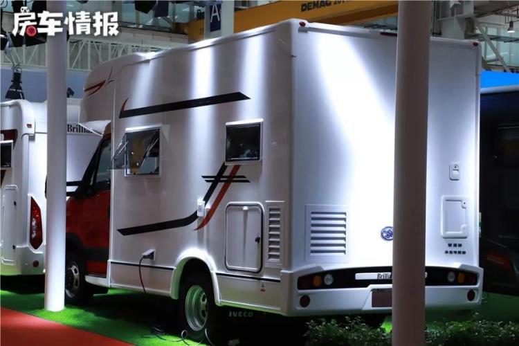 Iveco RVs can also be listed on the Beijing brand! 4 beds sleep 6 people, the price is not high, and the bed can also be used as a storage box