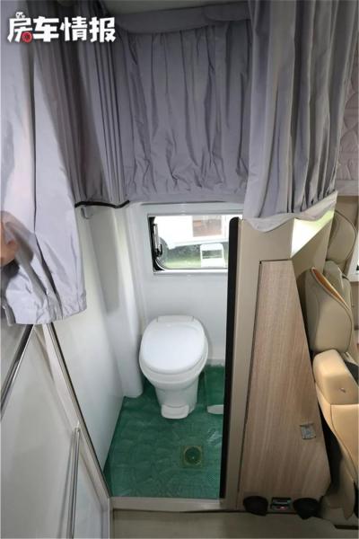 This caravan can be parked in the basement, 4 people can use it without pressure, and the fuel consumption per 100 kilometers is less than 10L