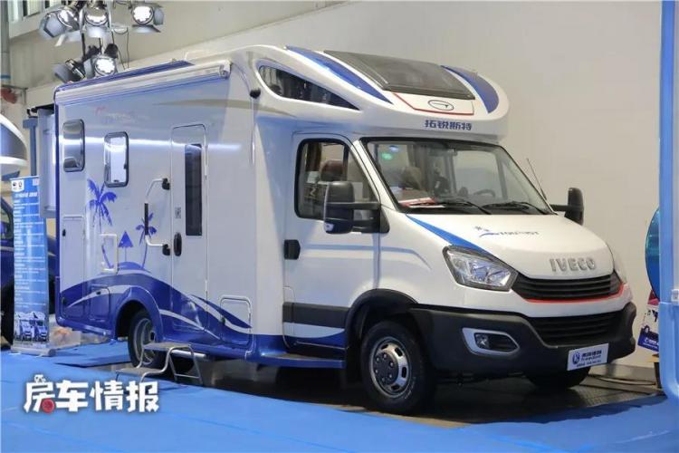 For only 390,000 yuan, this C-type RV with not low configuration can be driven home, and it even has a rear expansion