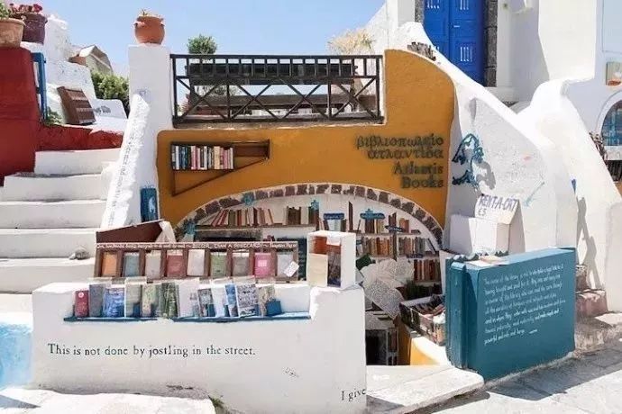 Known as the most beautiful bookstore in the world, but built in the basement?