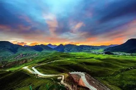 The most beautiful Grand Ring Road in summer in China, you can see all kinds of scenery at once!