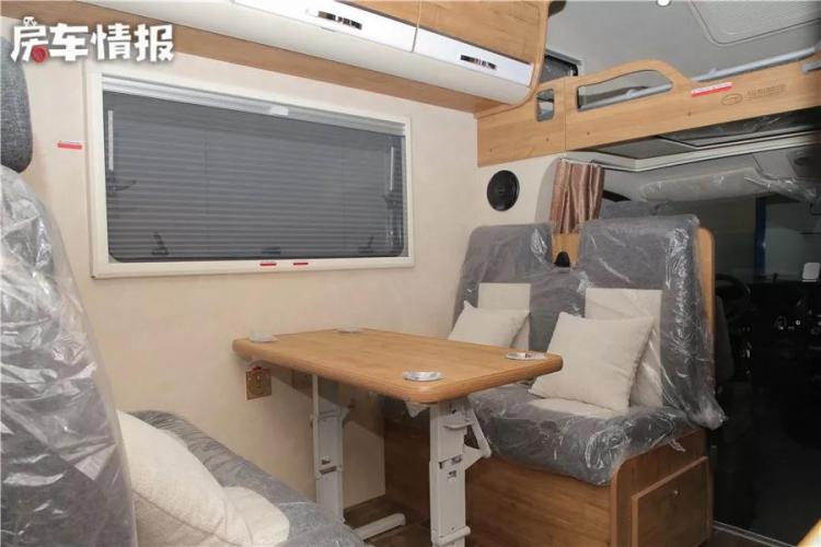 Sell ​​ice cream in an RV! Can also eat and sleep in the car can be customized, making money while traveling is not a dream