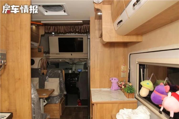 Sell ​​ice cream in an RV! Can also eat and sleep in the car can be customized, making money while traveling is not a dream